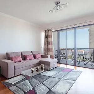 Elegant With Sea Views By Trip2portugal Apartamento Funchal (Madeira)