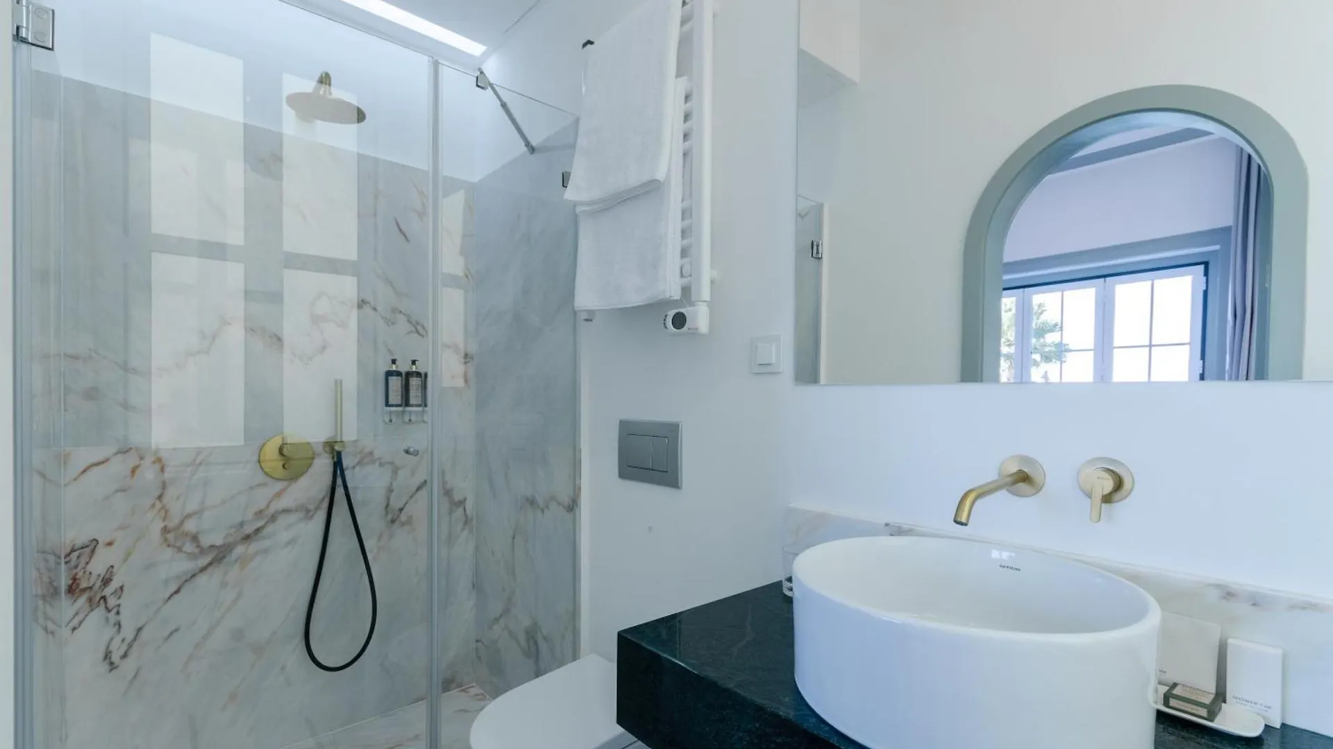 Гостевой дом Westlight Cascais Chalet - Adults Only
